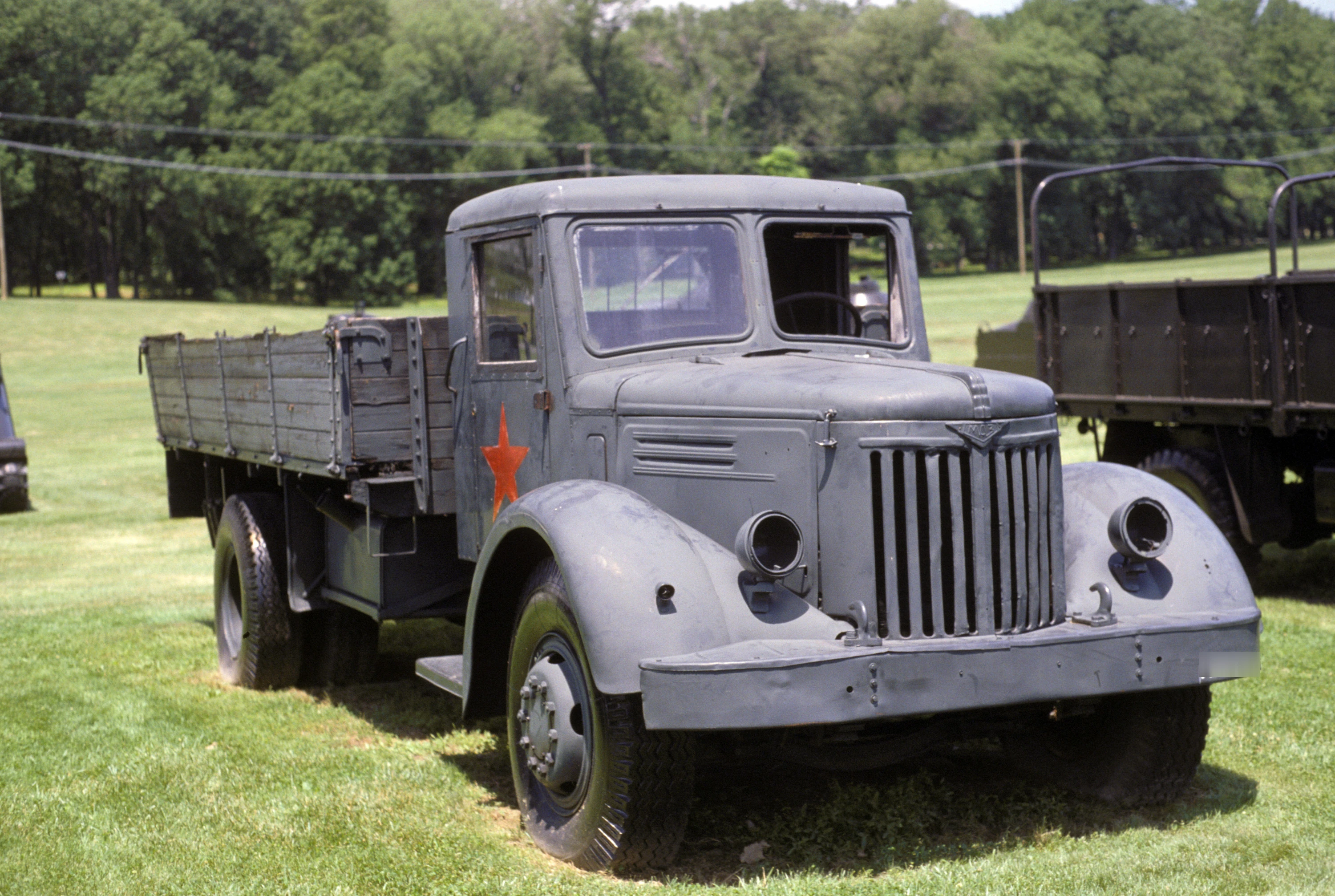MAZ-200 truck, spare parts catalogue and diagrams