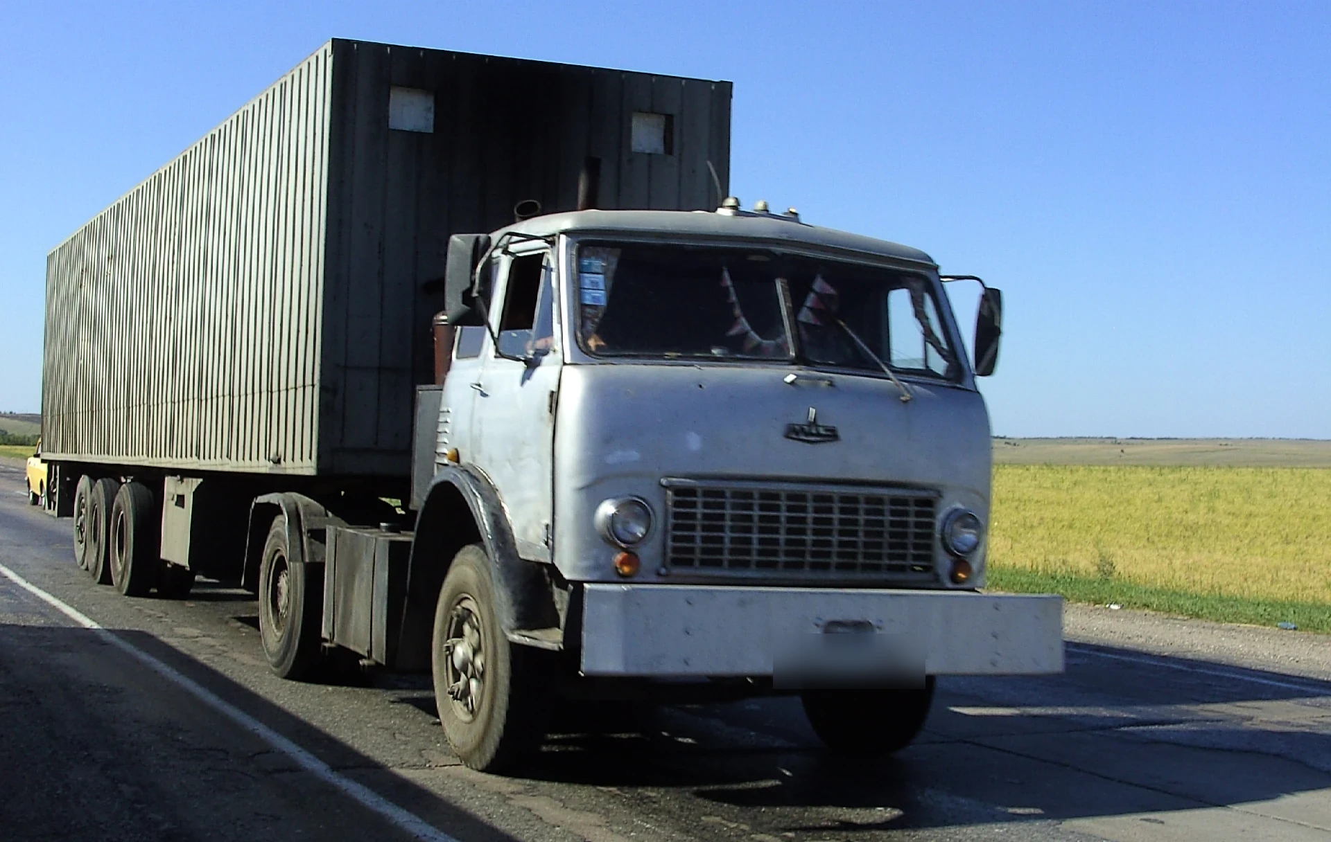 MAZ-504 truck, spare parts catalogue and diagrams