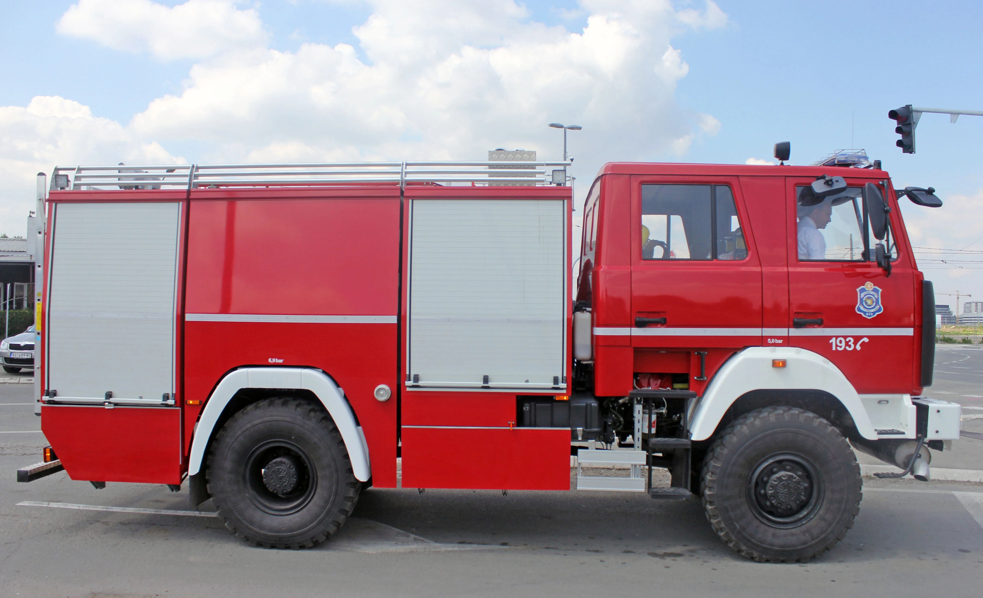 MAZ-5316 truck, spare parts catalogue and diagrams